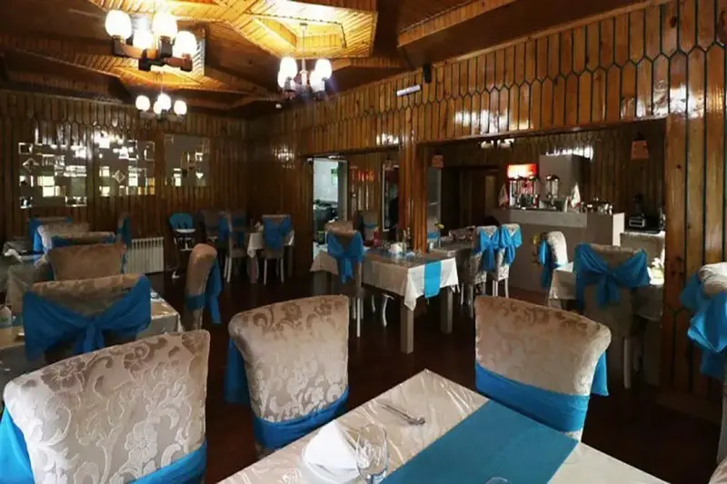 رستوران هتل هدهد تالش