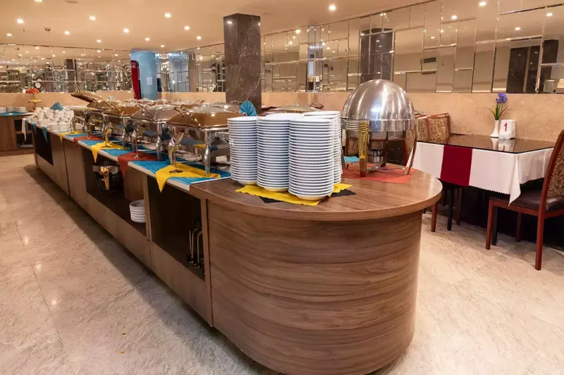 رستوران هتل ایران زمین مشهد