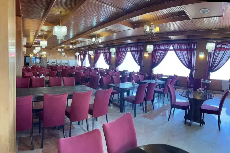 رستوران هتل کادوسان بندرانزلی