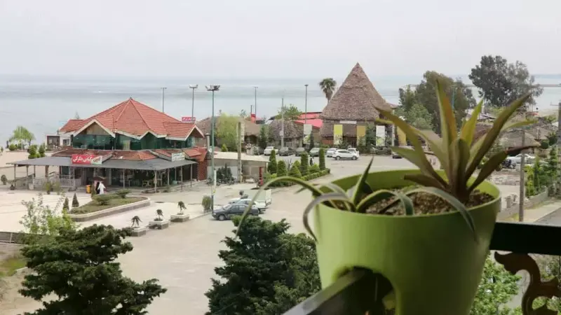 نمای بیرونی هتل کارن رامسر