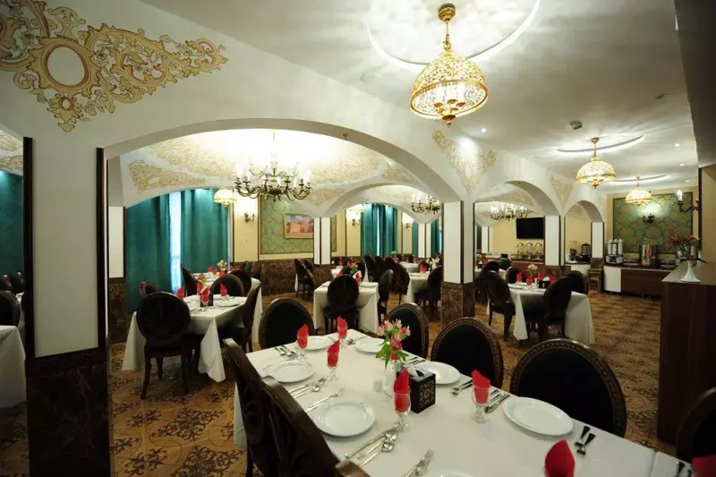 رستوران هتل خواجو اصفهان