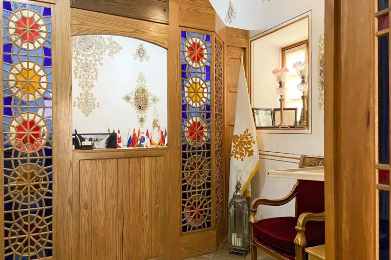 پذیرش هتل سنتی خانه کشیش اصفهان