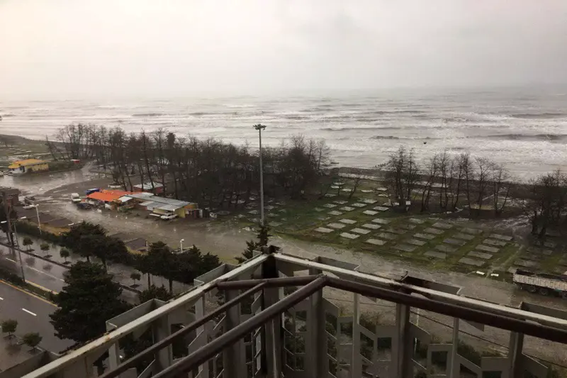 نمای بیرونی هتل لیدو رامسر