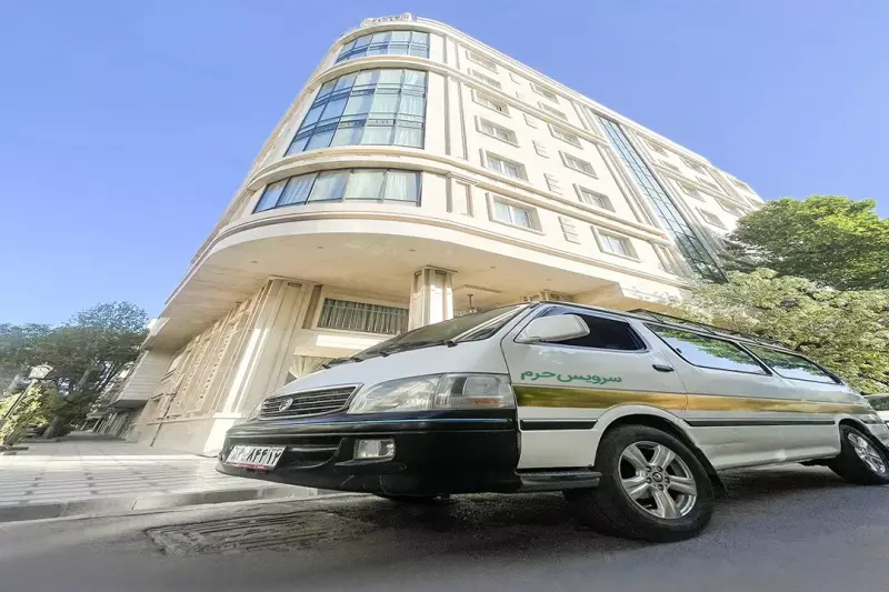 نمای بیرونی هتل حدیث مشهد