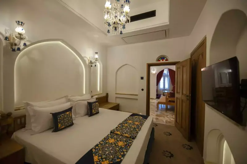 اتاق هتل سنتی گران میراث رشیدیه تهران