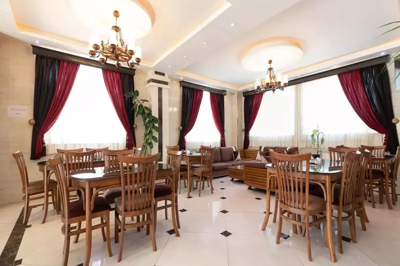 رستوران هتل نخل بندر انزلی