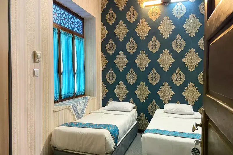 اتاق هتل سنتی اردیبهشت اصفهان
