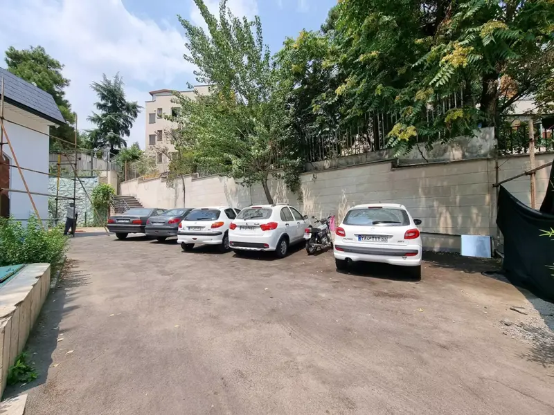 پارکینگ هتل پارک وی تهران