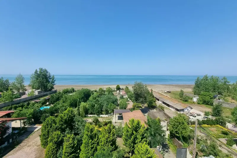 نمای بیرونی هتل پرشین بندر انزلی