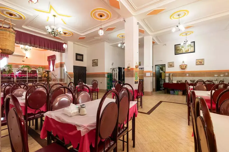 رستوران هتل پرشین بندر انزلی