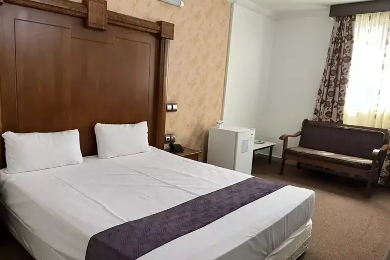 اتاق هتل ساوین مشهد