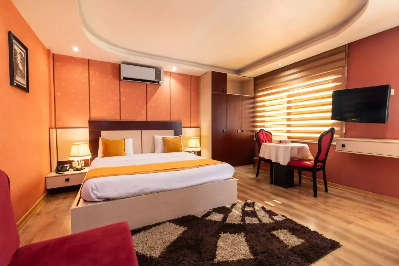 اتاق هتل شبستان رشت