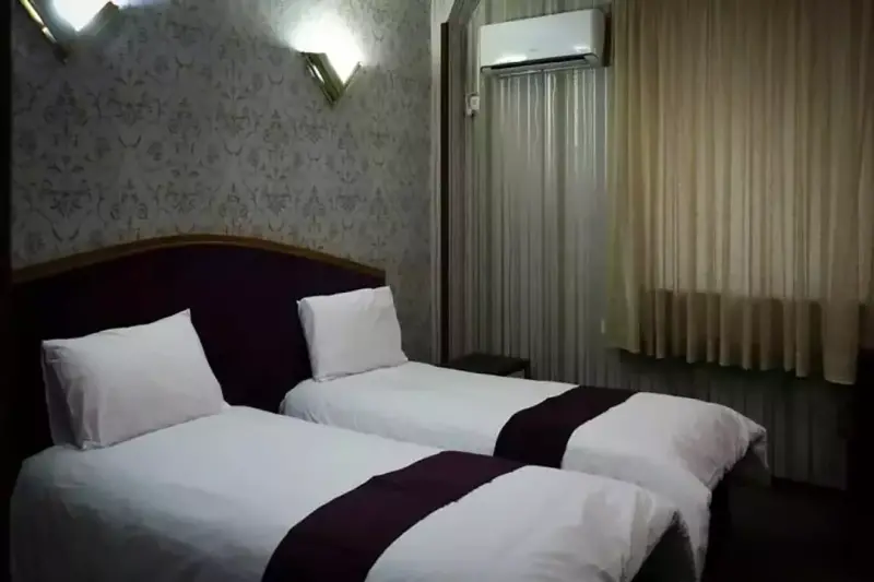 اتاق هتل شیراز مشهد