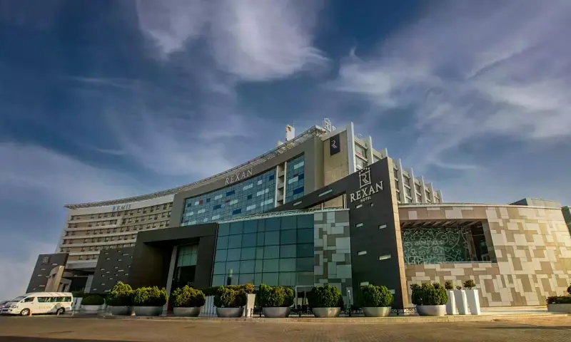 نمای بیرونی هتل رکسان تهران