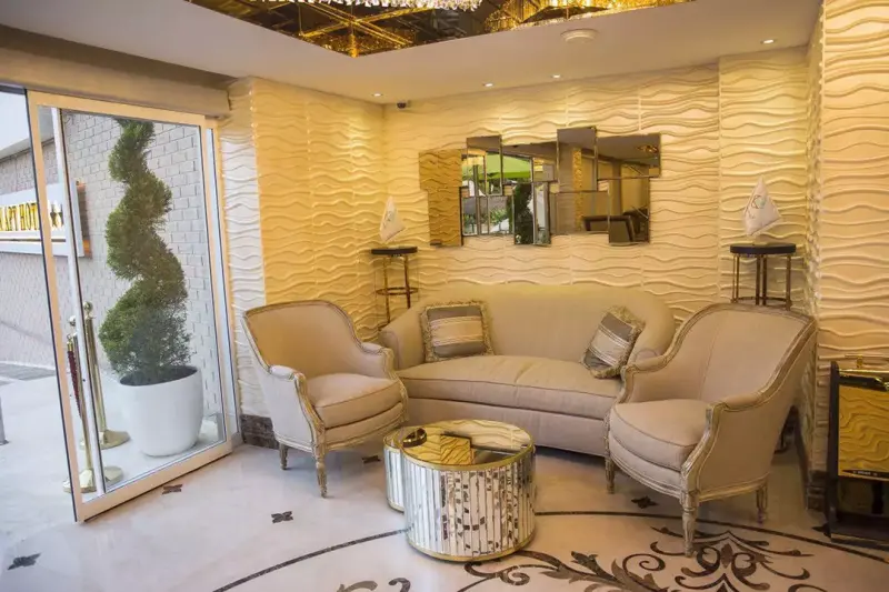 لابی هتل آپارتمان ترنج متین رامسر