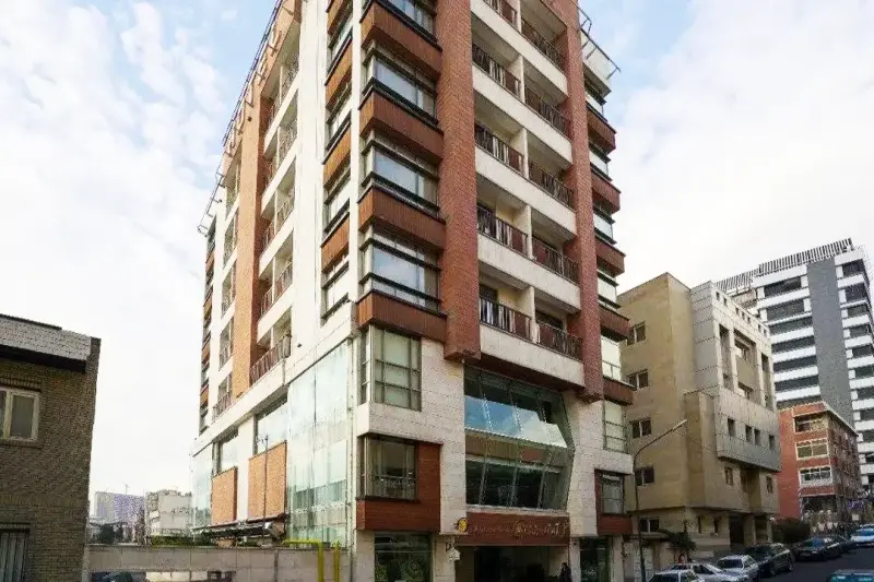 نمای بیرونی هتل آپارتمان وزرا تهران