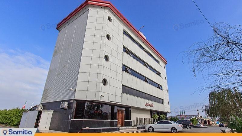  Dolphin Hotel building facade