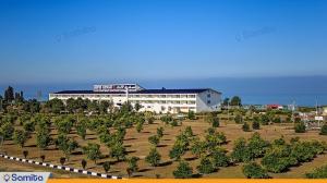  Exterior of the Sefid Kenar Hotel building