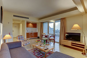  Homa Hotel Suite Shiraz 1