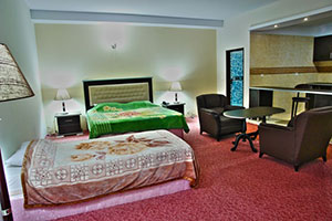  Triple room in the Grand Hotel Maragheh