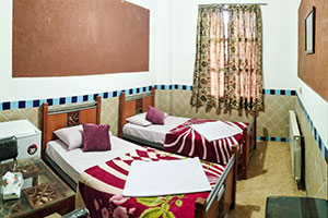  Twin room in Viona Hotel Abyaneh