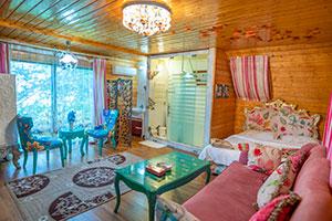  Honeymoon Suite at Bam Sabz Hotel, Ramsar