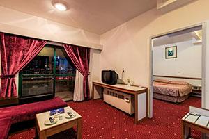  Laleh Sarein Hotel Suite