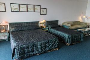  Three beds facing the sea, Narenjestan Noor Hotel