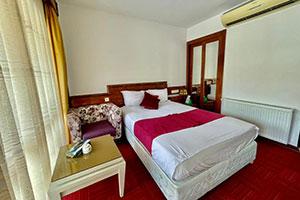  Single room at Salar Darre Sari Hotel