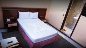  Noor Hotel Mashhad, two double beds