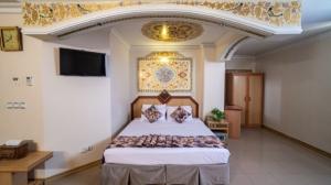  Safavi Hotel Isfahan, two double beds