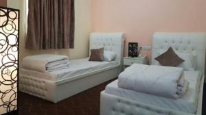  Nakhl Hotel Abadan Two-Bedroom Suite