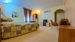  Iran Hotel Bandar Abbas One Bedroom Suite with Four Beds