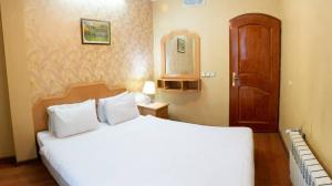  Yalda Hotel Mashhad, double bed