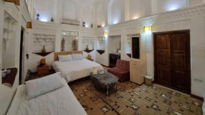  Vali Yazd Traditional Hotel, 3 Beds