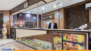  Hotel Aramesh reception