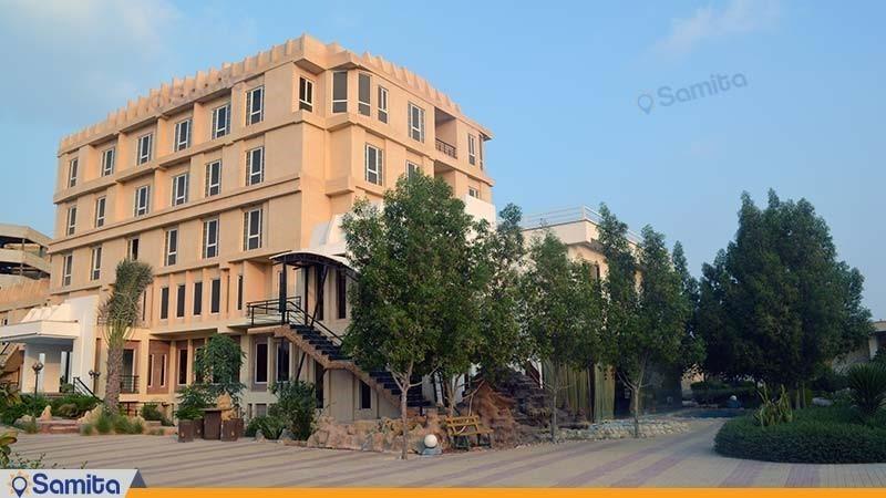  Gardenia Hotel building facade