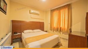  Suite Connect Afra Apartment Hotel