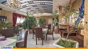  Haft Aseman Hotel Restaurant