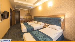  Iran Zamin Hotel Six-person Connect