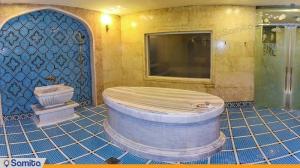  Madinat Al-Reza Hotel Pool