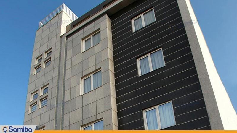  Saber Hotel building facade