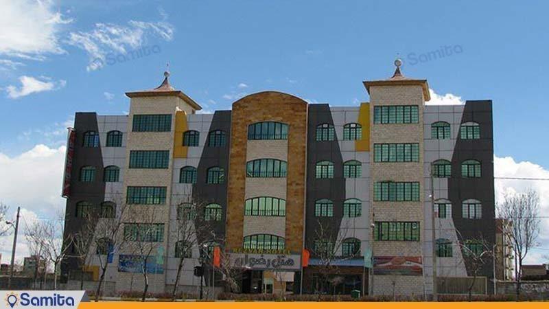  Exterior of the Persian Gulf Hotel building in Rezvan