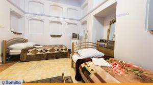  Triple room in the traditional Kourosh Hotel