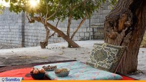 فضای نشیمن اقامتگاه بوم گردی شاهدان