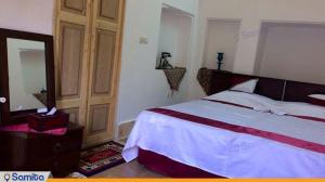 اتاق بنفشه سرای سنتی شعرباف یزد اتاق بنفشه سرای سنتی شعرباف