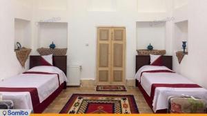 اتاق میخک سرای سنتی شعرباف یزد اتاق میخک سرای سنتی شعرباف