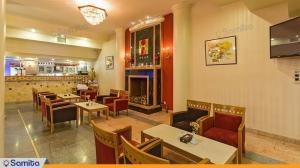 كوفي شوب فندق ايران مشهد