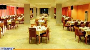 مطعم فندق بيروزي