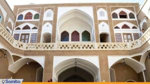 واجهة فندق تقليدي دار نقلي